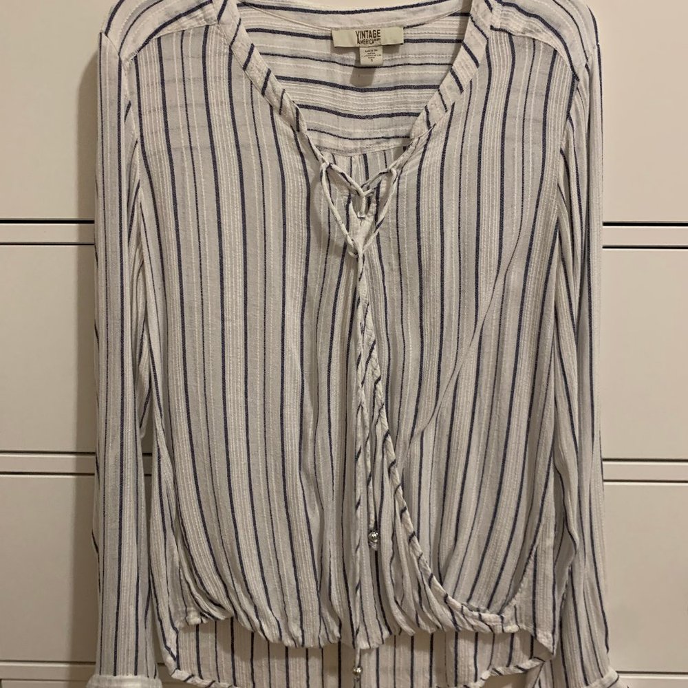 Vintage America Women's White Long Sleeve Top
